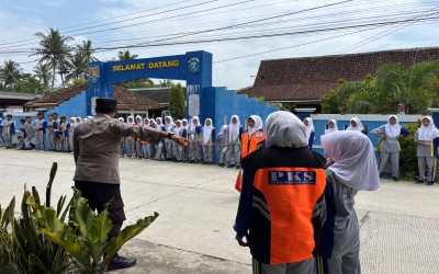 Polsek Bantarsari Gelar Pelatihan Keselamatan untuk Siswa SMP Negeri 1 Bantarsari